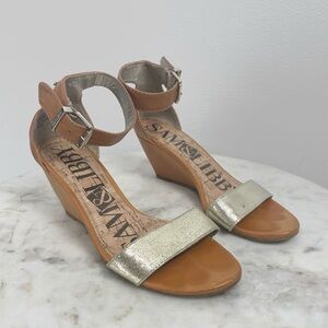 Sam & Libby Wedge Sandals Metallic Gold Tan Open Toe Size 6